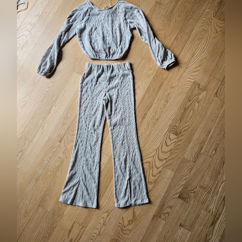 Rewind Sage Green Textured Crop Top And Slit Flare Bottom Set